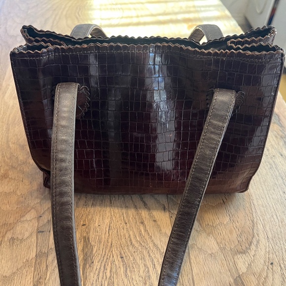 Donald J. Pliner Genuine Leather Handbag Croc-embossed Brown Patent Shine - Picture 4 of 13